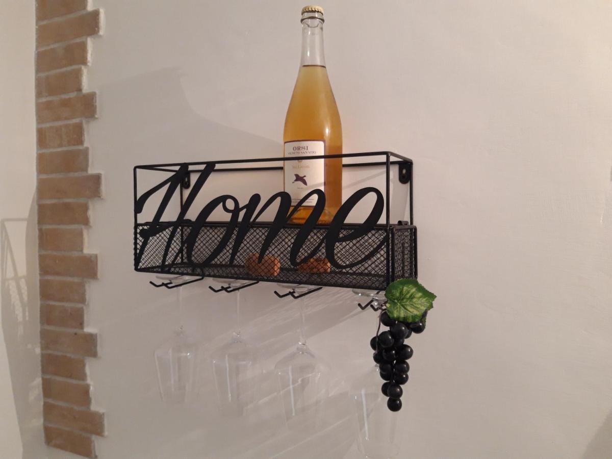 In Vino Veritas Сулмона Екстериор снимка